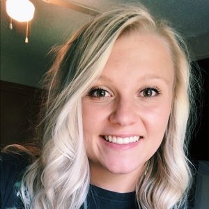 Meet your Posher, Brenna